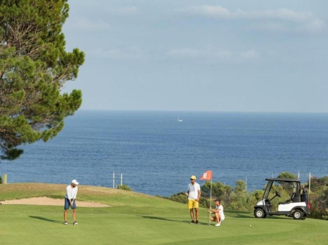 Cap Esterel Mer Sport Et Nature, Dans Village Pierres Et Vacances Saint-Raphaël Exterior foto